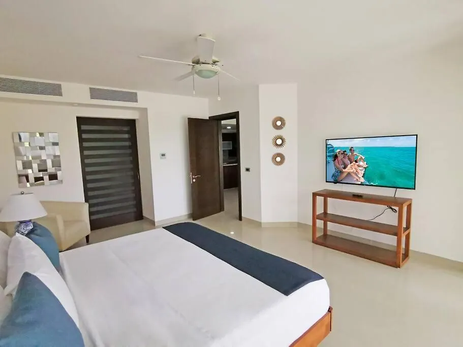 Apartment Condo En Mareazul Playa Del Carmen